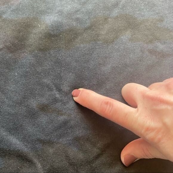 Victoria Sport Dark Camo Cropped Sweatshirt L - Picture 6 of 8